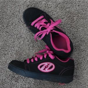 Girls Heelys Sneakers